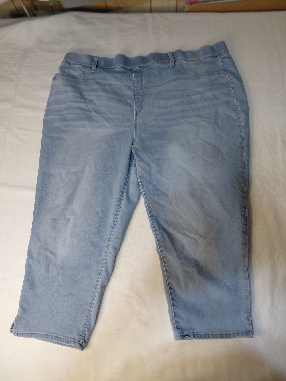 Terra & Sky Light Blue Womens Stretch Denim Capri Jeans